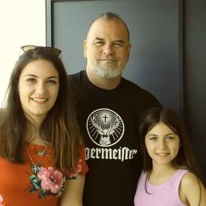 Meet your Posher, Larry